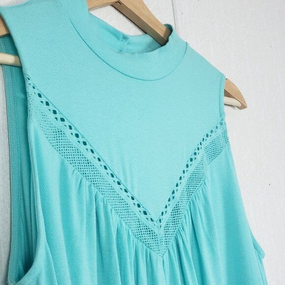 Nwt Everleigh sleeveless tank top - Picture 2 of 8